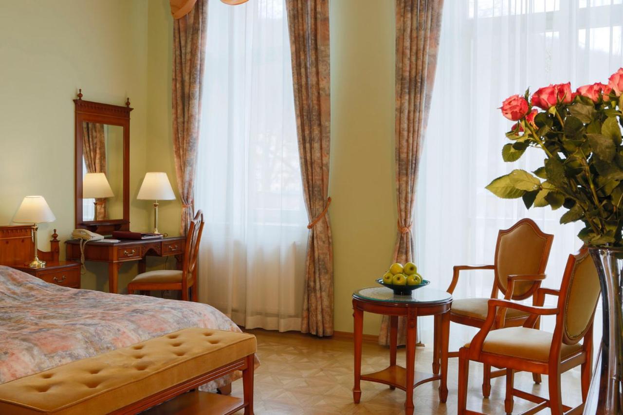 Bristol Kralovska Vila Karlovy Vary Ngoại thất bức ảnh
