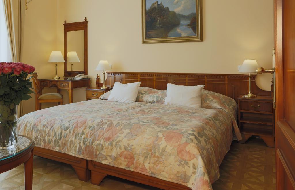 Bristol Kralovska Vila Karlovy Vary Phòng bức ảnh