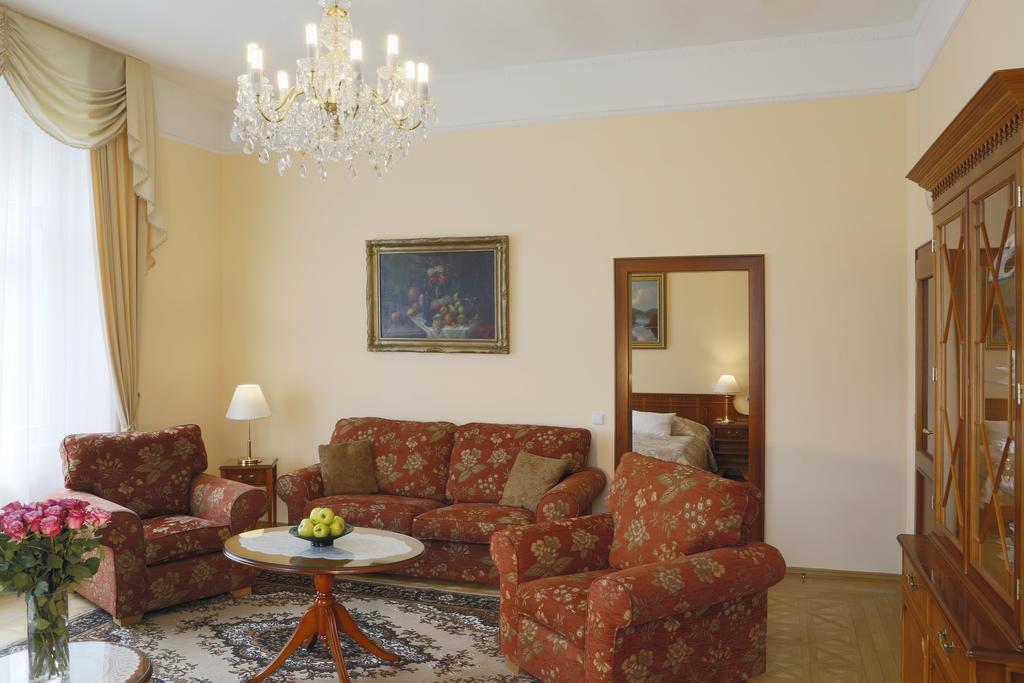Bristol Kralovska Vila Karlovy Vary Phòng bức ảnh