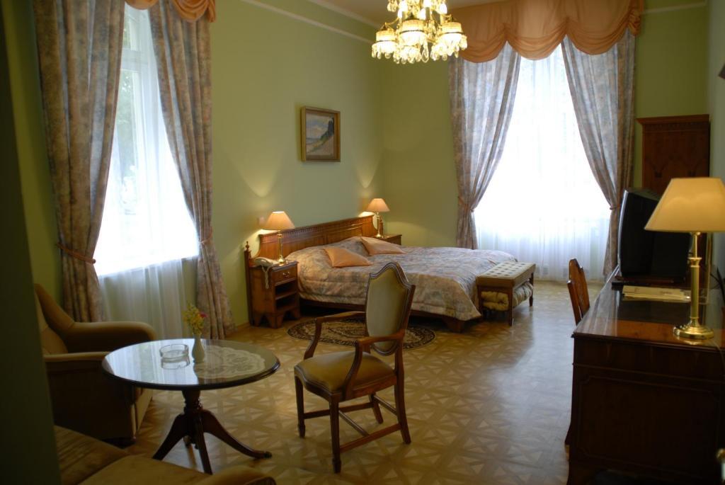 Bristol Kralovska Vila Karlovy Vary Ngoại thất bức ảnh